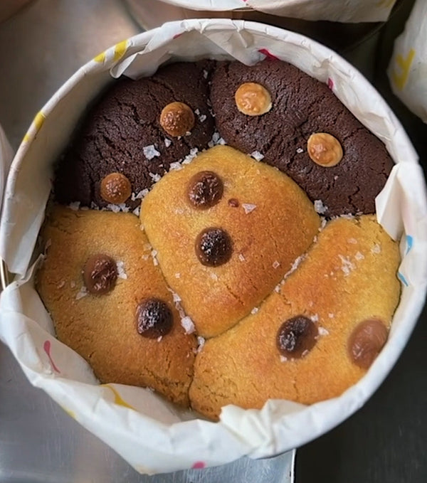 Mini Half n Half Cookie Tin