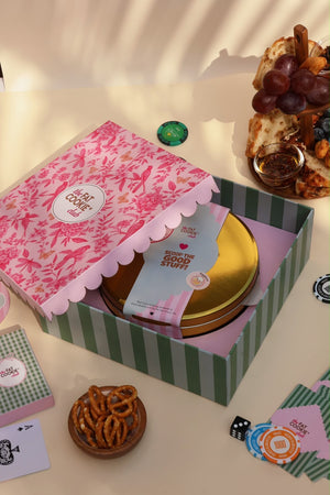Cookie Tin Gift Box

700gms Best Seller Half n Half
