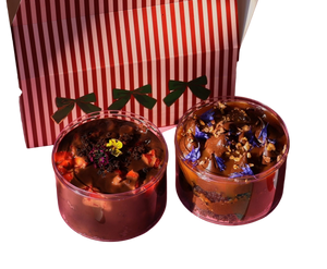 Chocolate Lover pudding box with two dessert jars