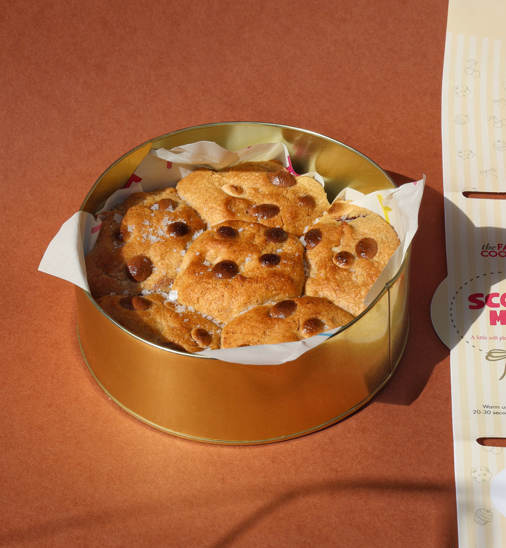 HAZELNUT SILK COOKIE DOUGH TIN