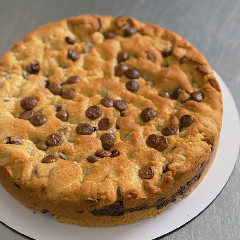NUTELLA STUFFED COOKIE CAKE (1 KG)